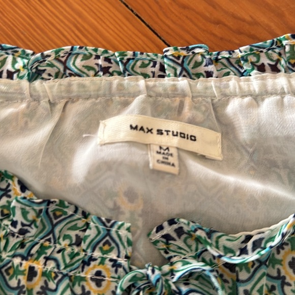 Max Studio sleeveless green and blue print blouse with keyhole tie. Size… - Picture 7 of 12